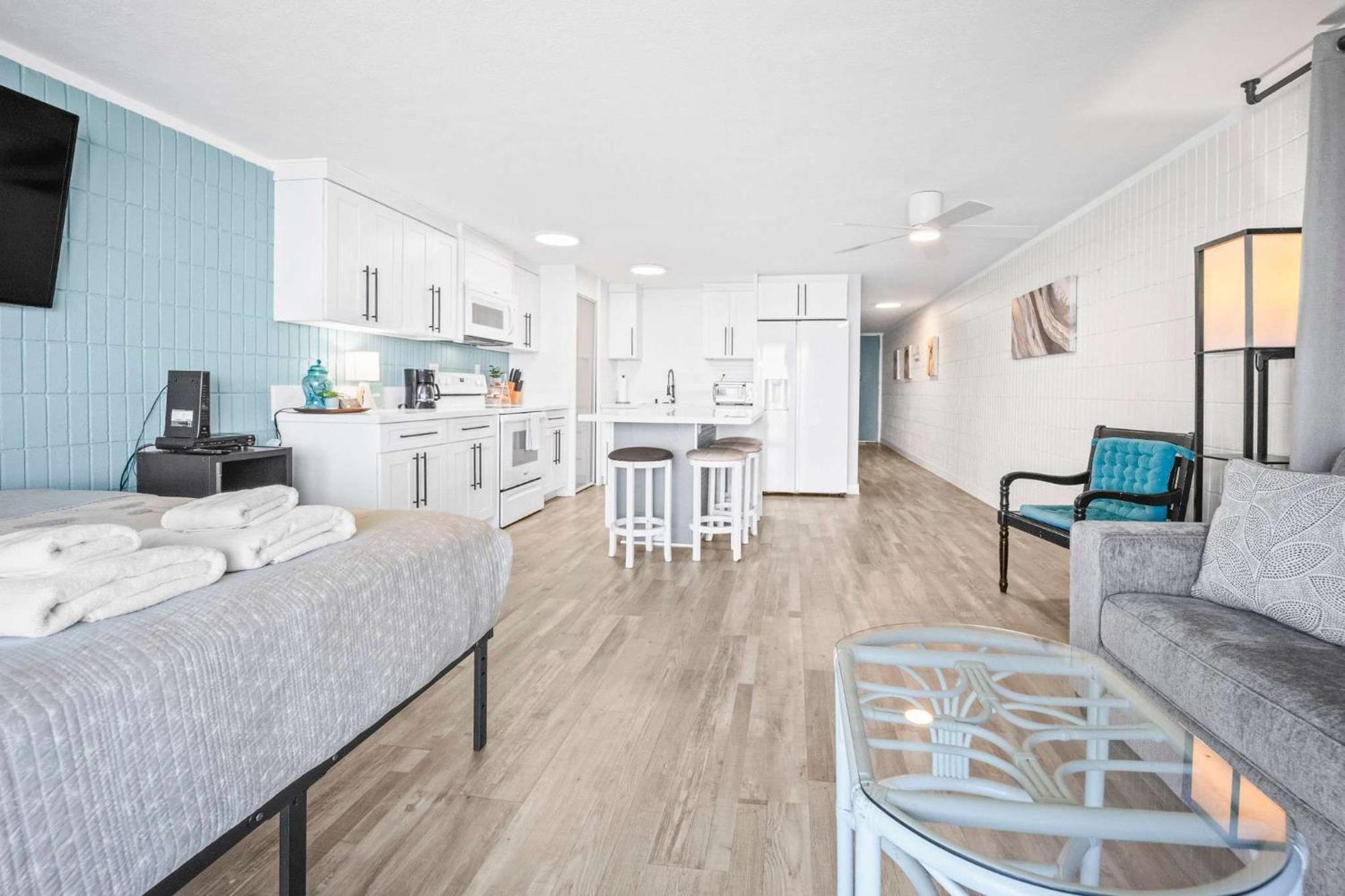 Beautiful Beachfront Condo Laie Exterior photo